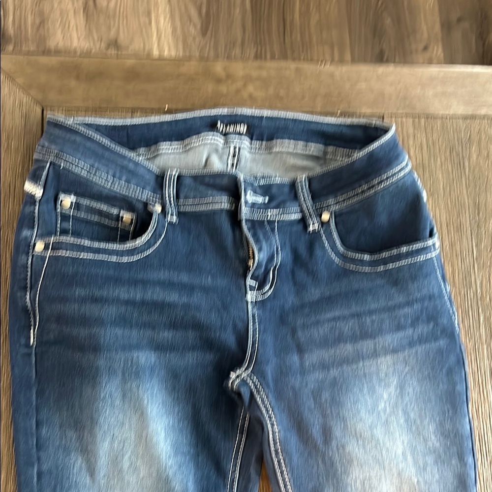 NWOT Women’s Bootcut Style Jeans